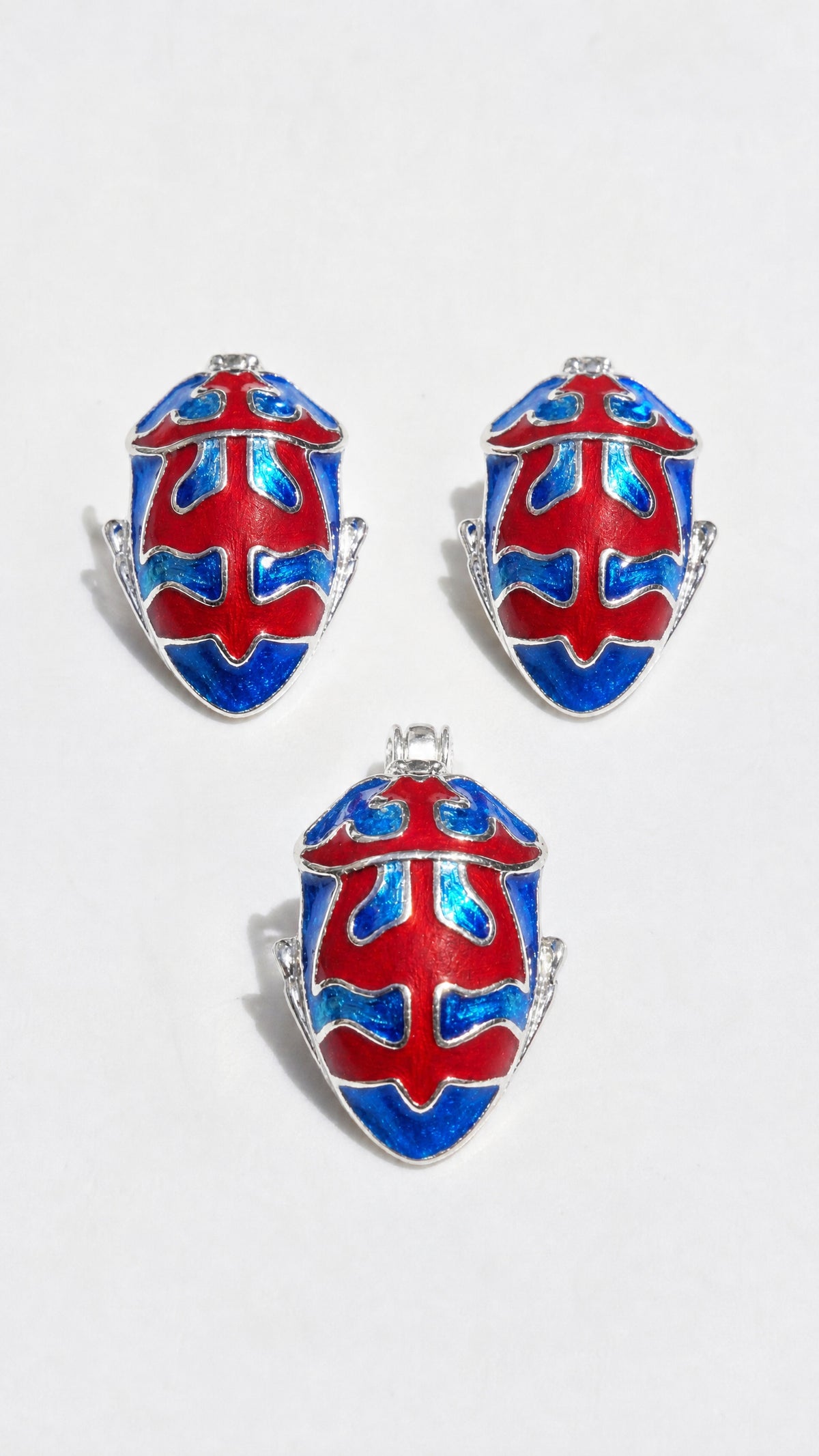Harlequin Shield Bug Pendant – Matte Red & Shiny‑Blue Enamel
