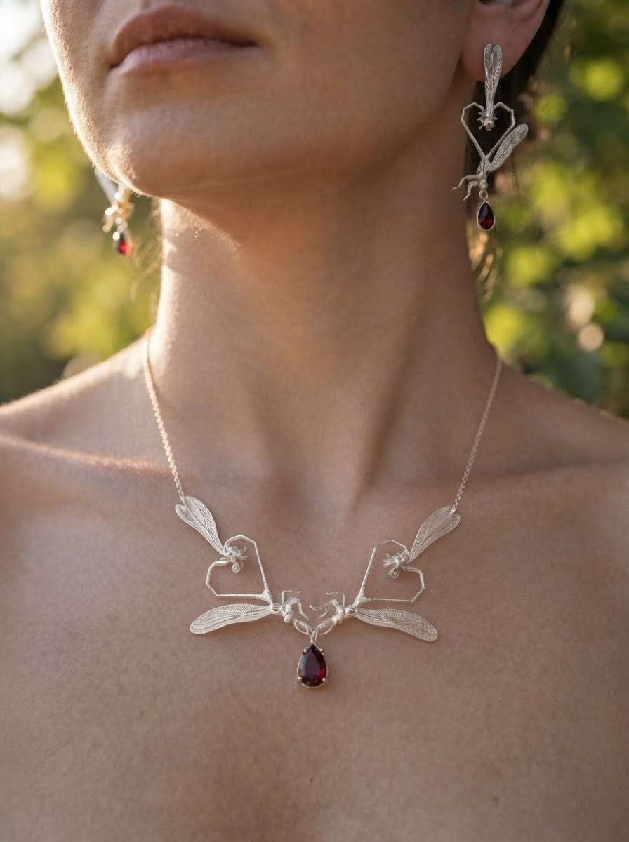 Dragonfly Love Necklace — Gold or Silver with Pear‑Cut Stone