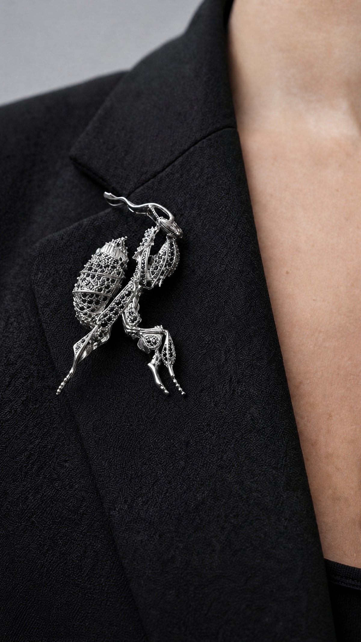 Black Crystal Ghost Mantis Brooch – Collectible Entomology Jewelry