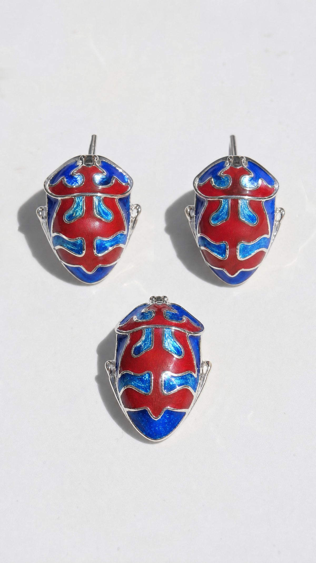 Harlequin Shield Bug Stud Earrings – Matte Red & Shiny‑Blue Enamel
