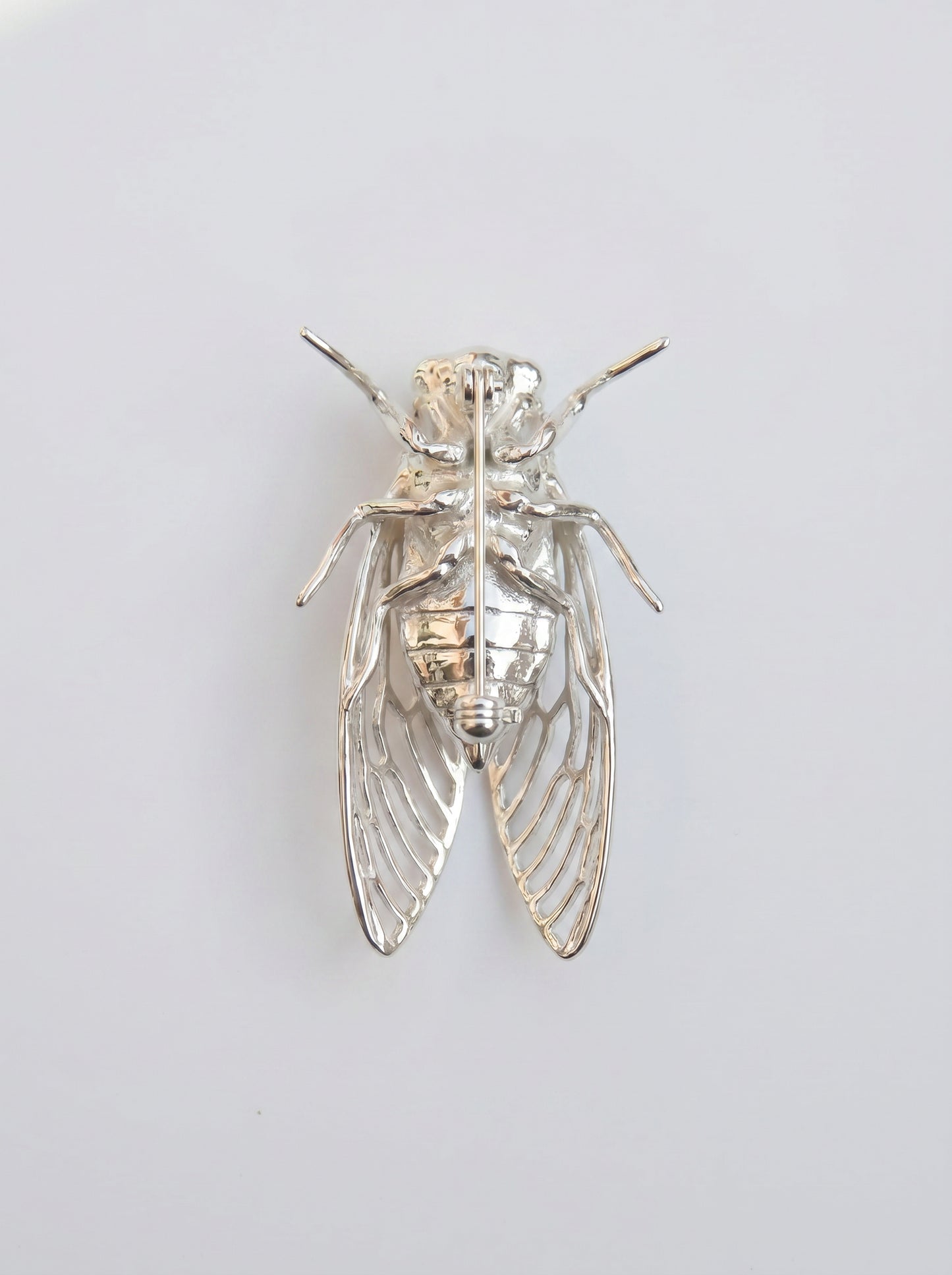 Cicada Brooch – Nature‑Inspired Sculptural Jewelry