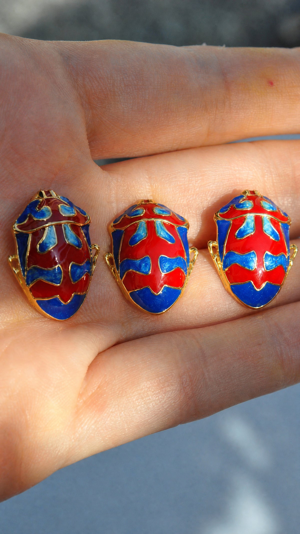 Harlequin Shield Bug Stud Earrings – Matte Red & Shiny‑Blue Enamel