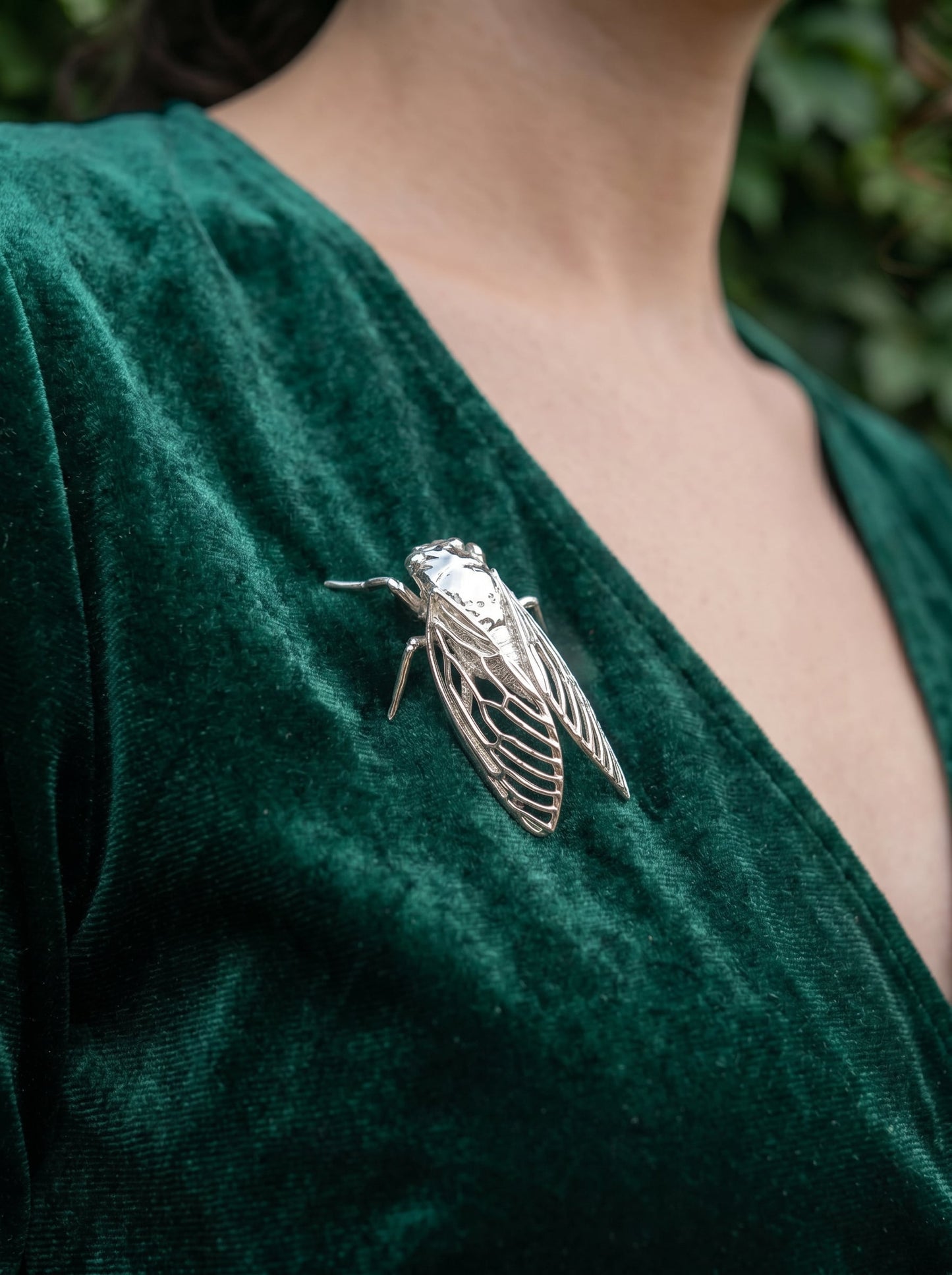 Cicada Brooch – Nature‑Inspired Sculptural Jewelry
