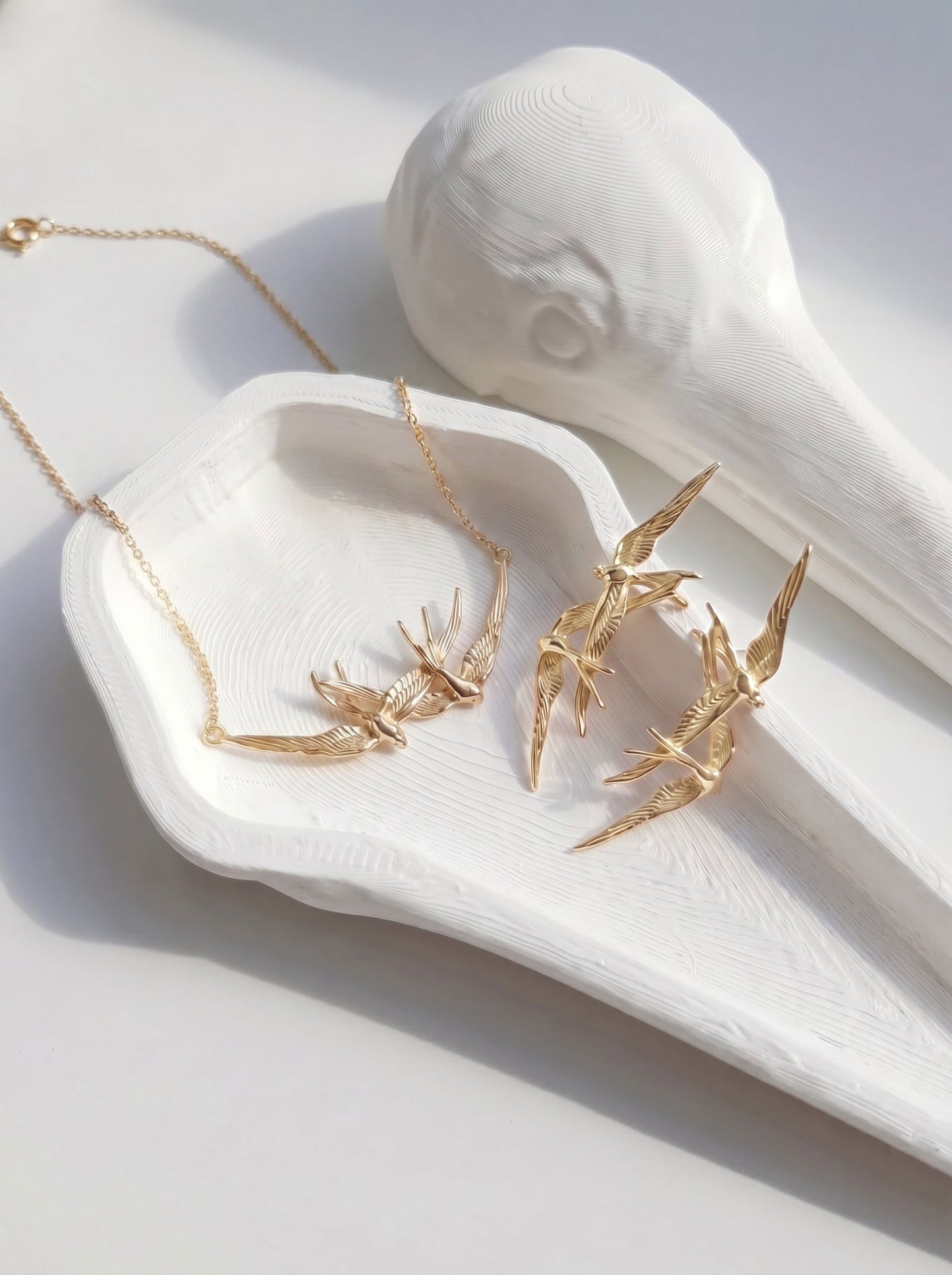 Swallow Flight Necklace – Sterling Silver, Rose Gold, or 14k Gold‑Plated