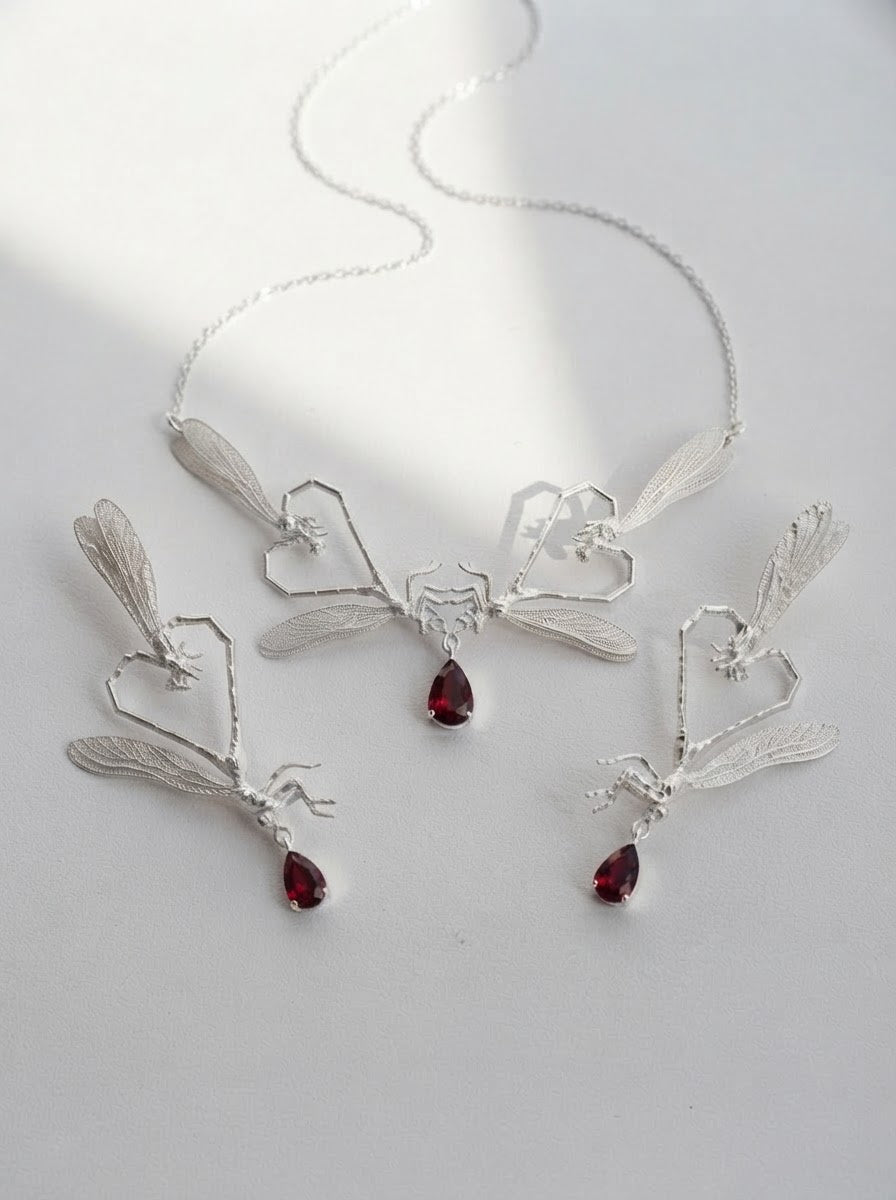 Dragonfly Love Necklace — Gold or Silver with Pear‑Cut Stone