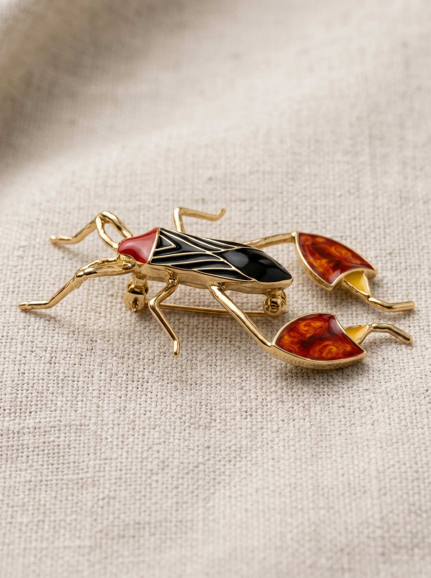 Leaf‑Footed Bug Brooch – Enamel Finish | Nature‑Inspired Sculptural Jewelry