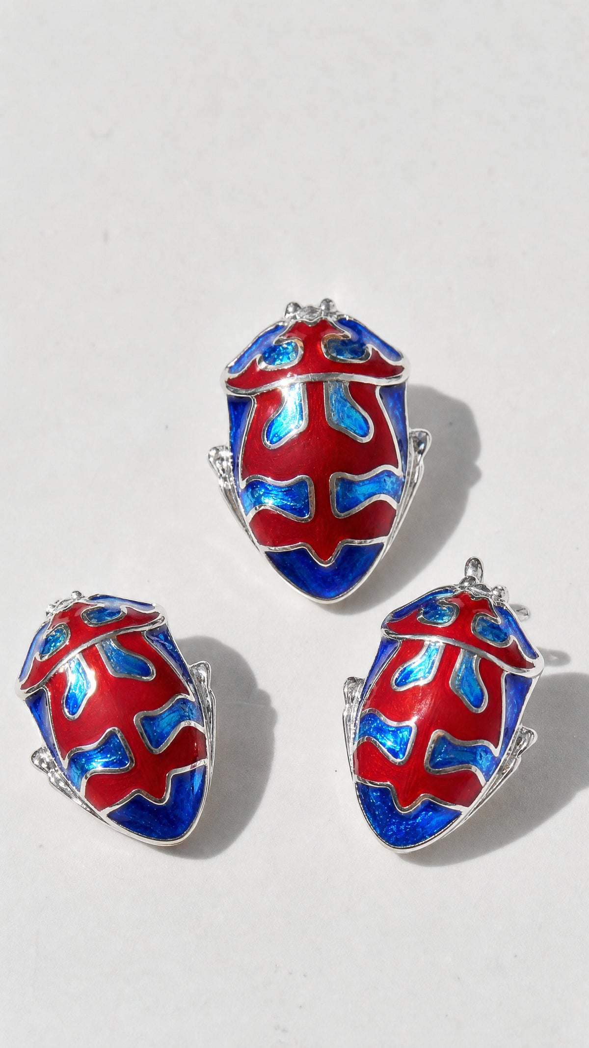 Harlequin Shield Bug Stud Earrings – Matte Red & Shiny‑Blue Enamel
