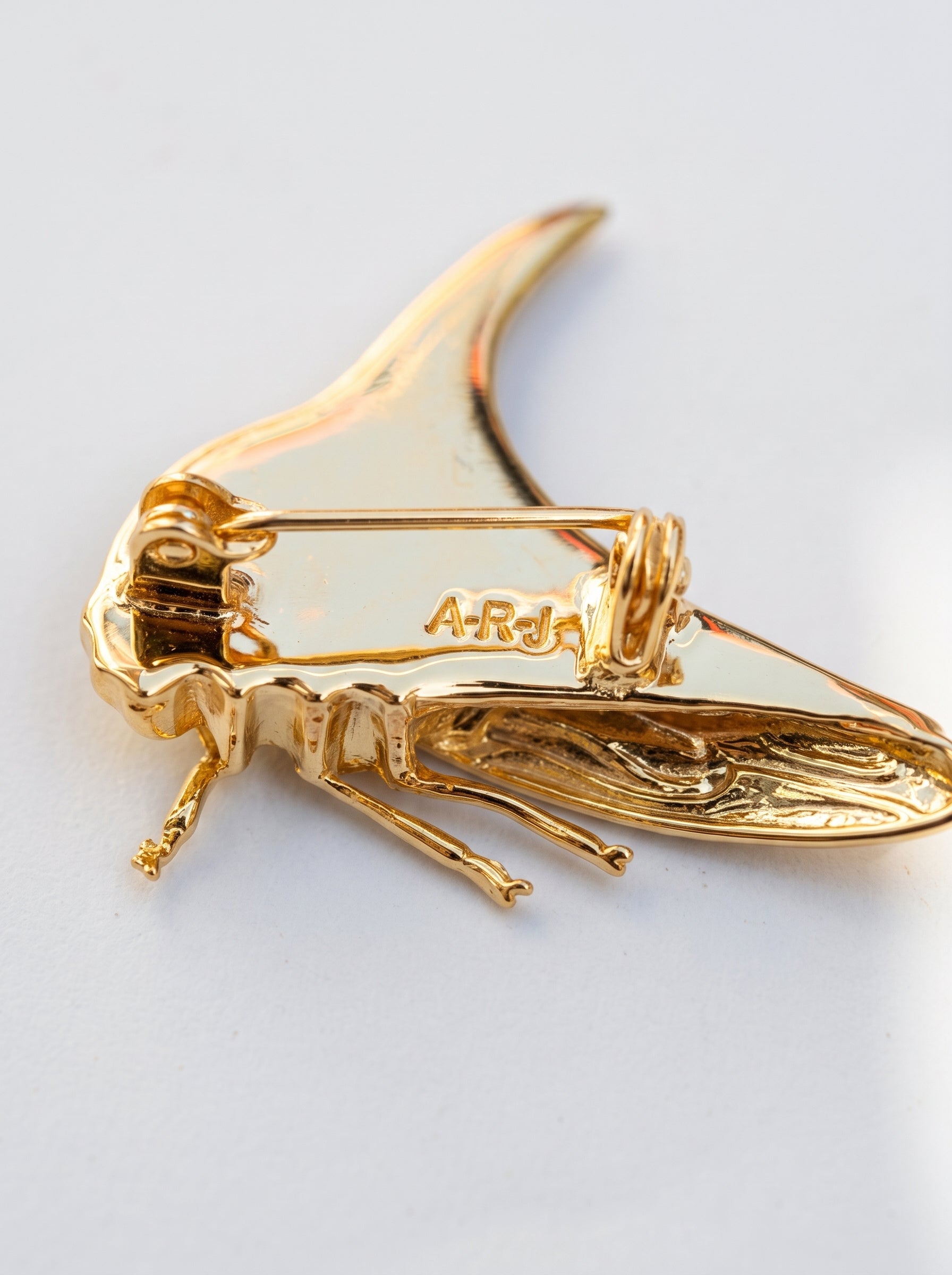Treehopper Brooch – Deep Green Enamel & Gold‑Plated | Nature‑Inspired Insect Jewelry - brooch