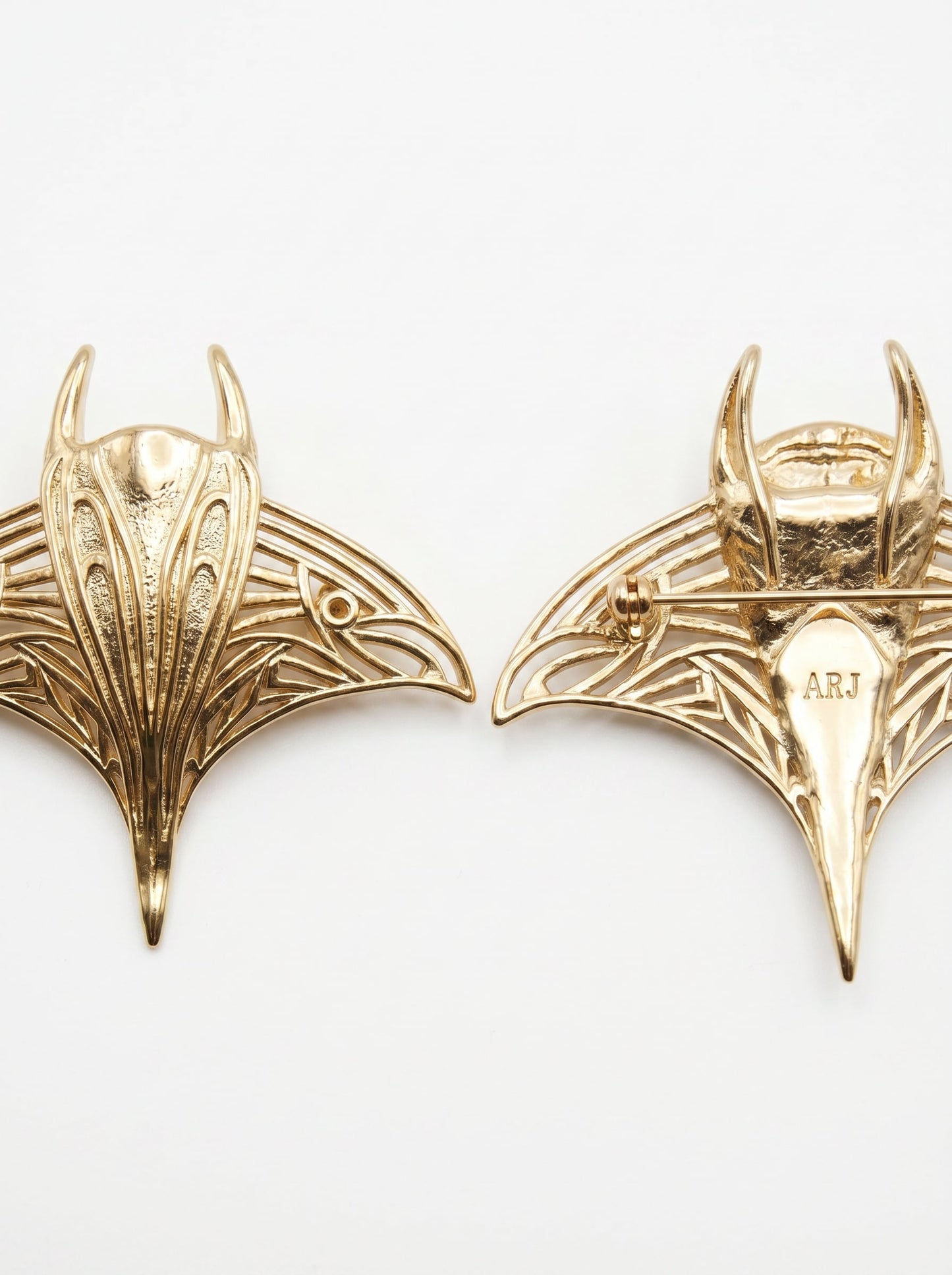 Manta Ray Brooch | Sculptural Marine Life Jewelry by Anna Reikher