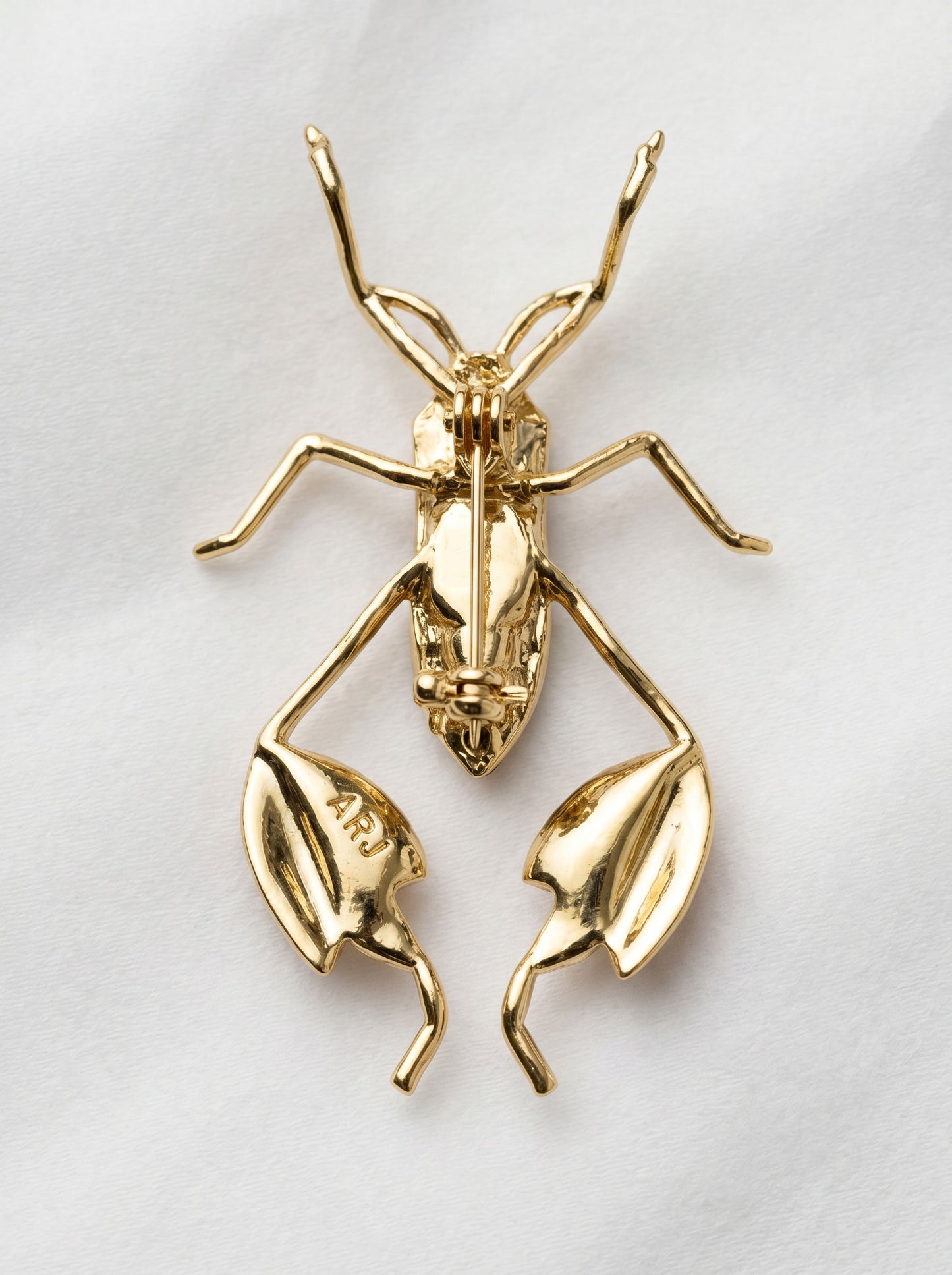Leaf‑Footed Bug Brooch – Enamel Finish | Nature‑Inspired Sculptural Jewelry