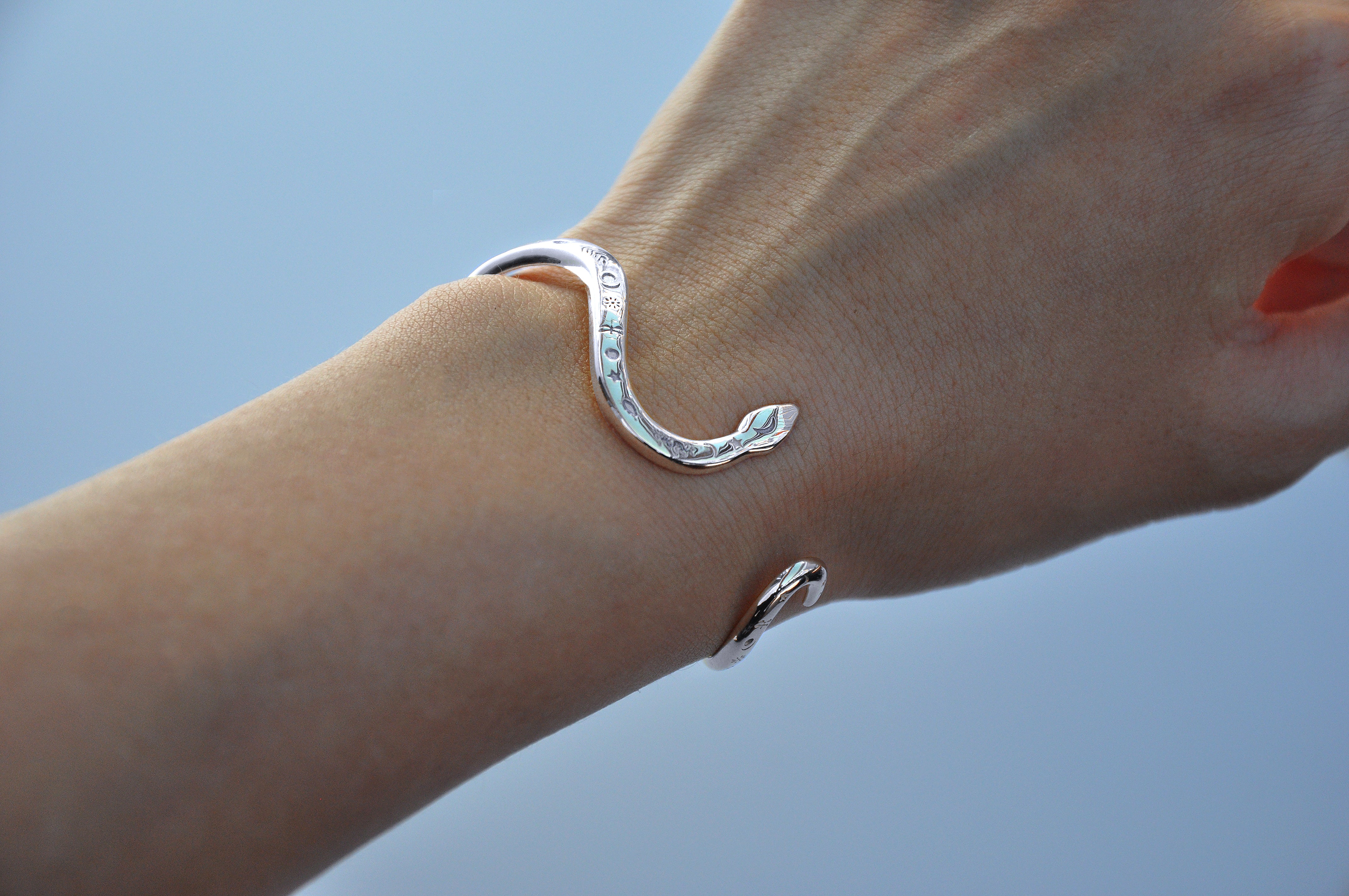 Celestial Snake Bracelet – Sterling Silver or Gold‑Plated – Anna