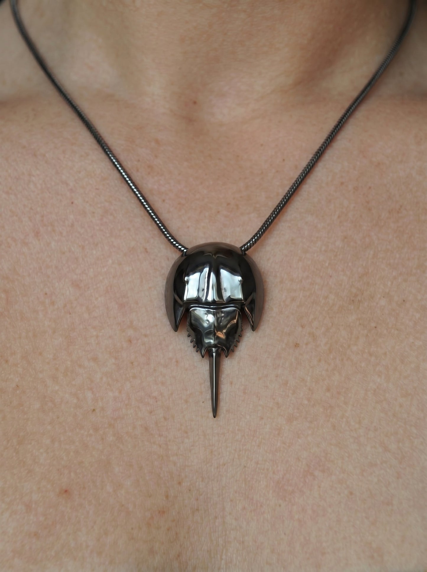 Articulated Horseshoe Crab Pendant – Fossil Necklace in Silver & Gold