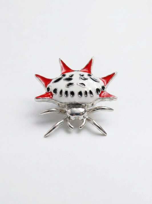 Spiny Orb‑Weaver Pendant – Hand‑Enameled Nature‑Inspired Jewelry