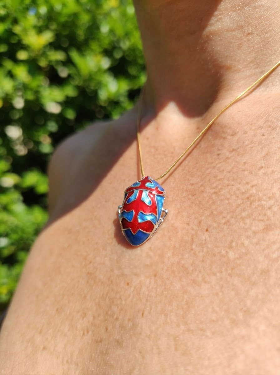 Harlequin Shield Bug Pendant – Matte Red & Shiny‑Blue Enamel