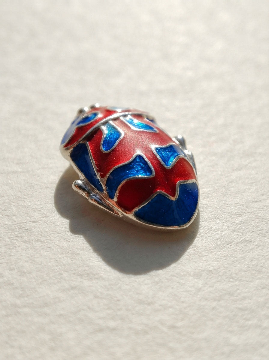 Harlequin Shield Bug Pendant – Matte Red & Shiny‑Blue Enamel