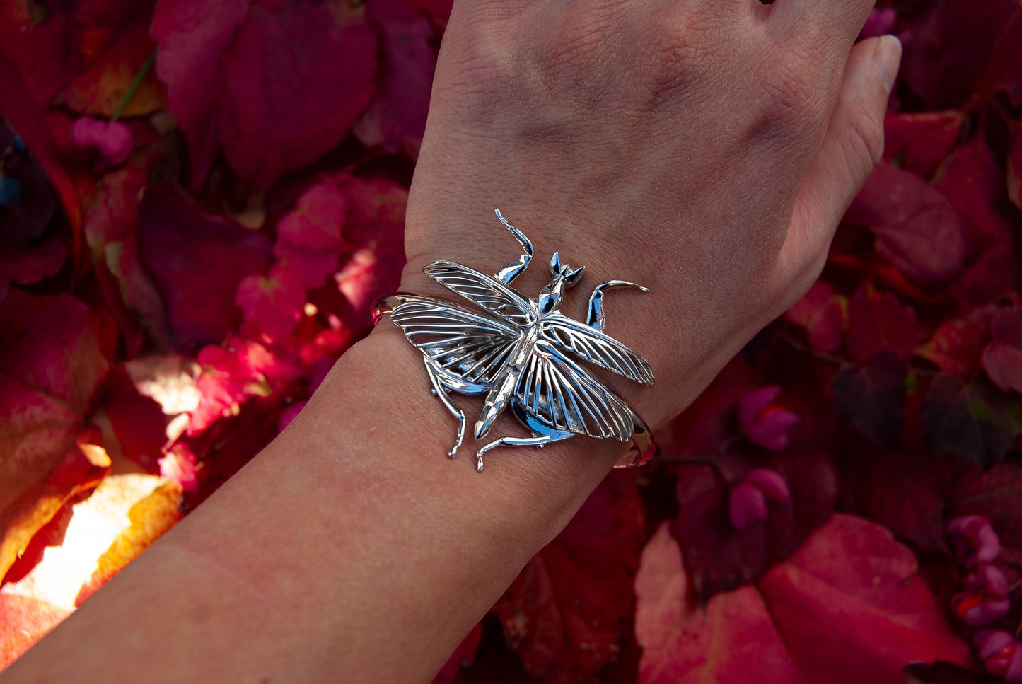 Orchid Praying Mantis Bracelet
